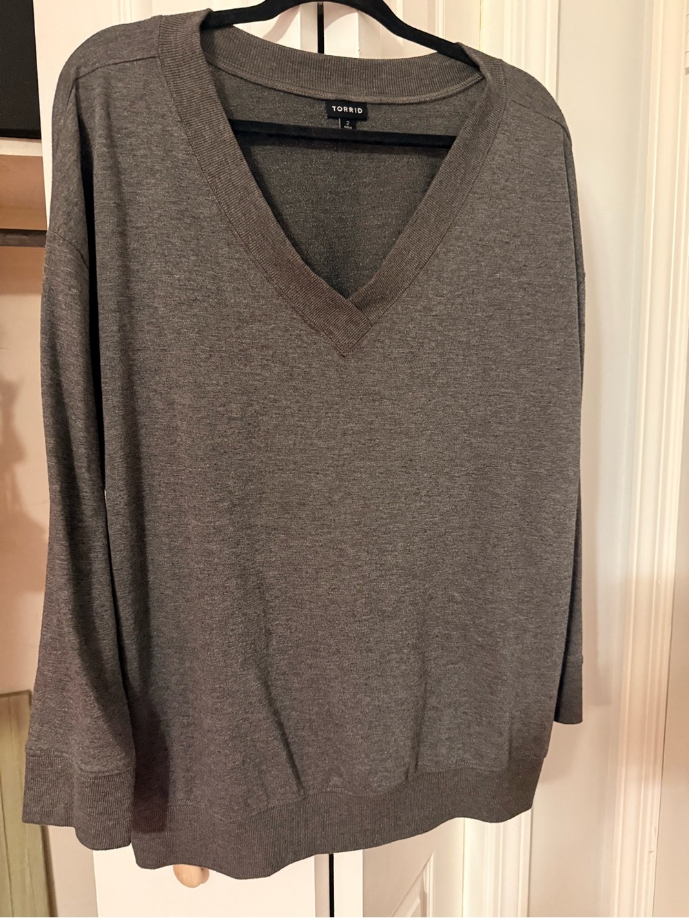 Torrid Dark Grey Slouchy Oversized V-Neck Sweater Sz 2